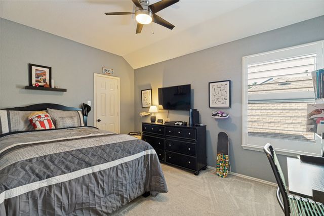 505 Knoll Park Court, Mckinney, TX 75072