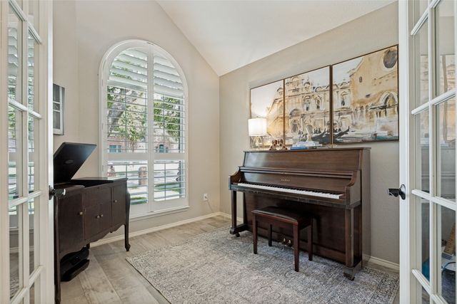 505 Knoll Park Court, Mckinney, TX 75072