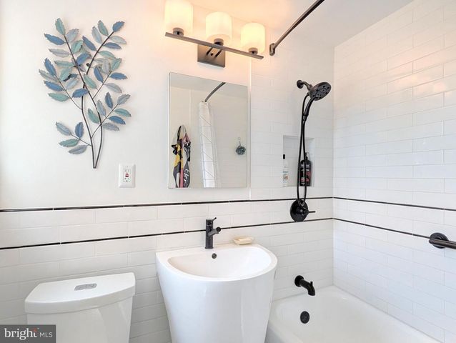 6-Q HILLSIDE RD, Greenbelt, MD 20770