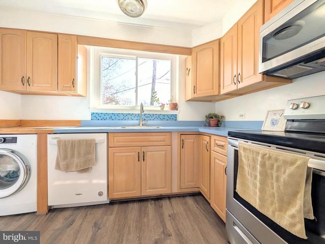 6-Q HILLSIDE RD, Greenbelt, MD 20770