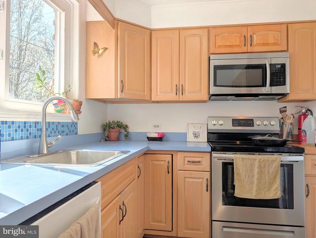6-Q HILLSIDE RD, Greenbelt, MD 20770
