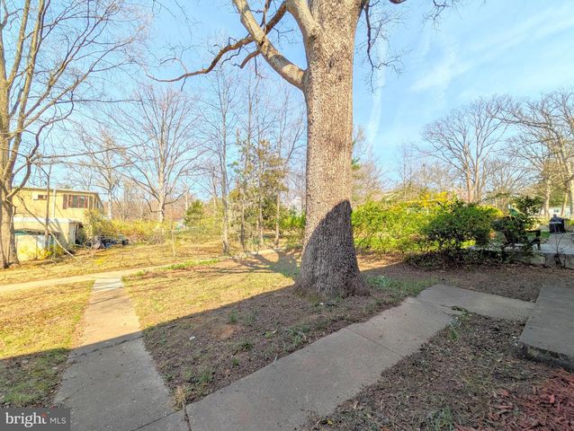 6-Q HILLSIDE RD, Greenbelt, MD 20770