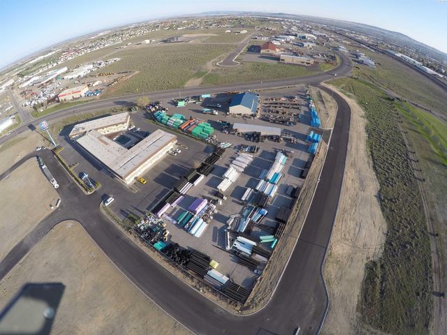 1601 N Idaho, Pasco, WA 99301