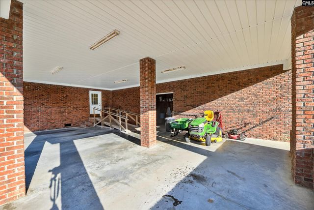 993 Pickett Level Road, Elloree, SC 29047