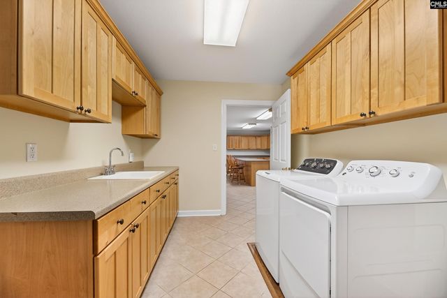 993 Pickett Level Road, Elloree, SC 29047