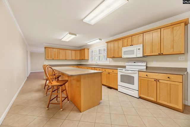 993 Pickett Level Road, Elloree, SC 29047