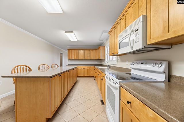 993 Pickett Level Road, Elloree, SC 29047