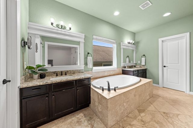 828 W 26th Street, Houston, TX 77008