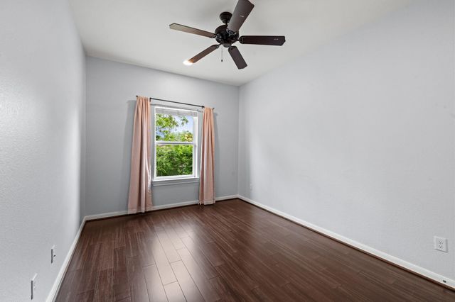 828 W 26th Street, Houston, TX 77008