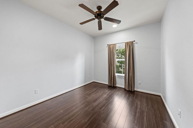 828 W 26th Street, Houston, TX 77008