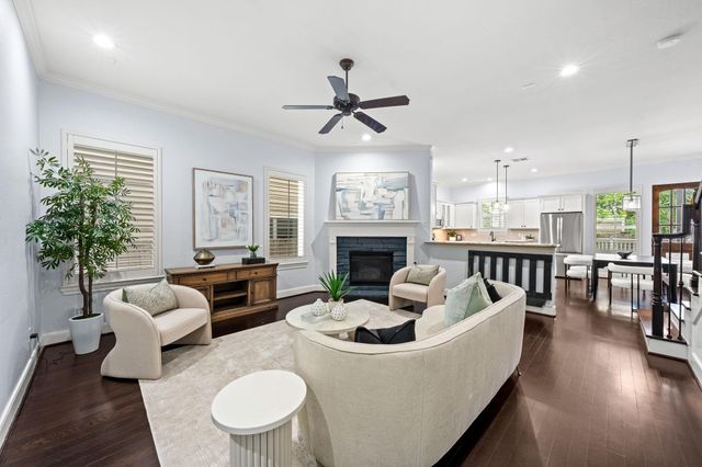 828 W 26th Street, Houston, TX 77008