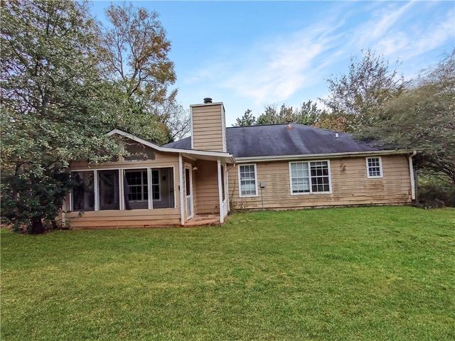 800 Mills Drive, Covington, GA 30016