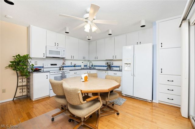 10806 Meadow Trail, Strongsville, OH 44149