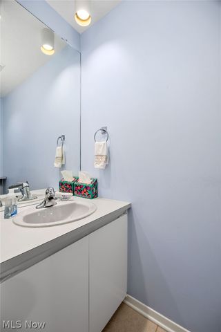 10806 Meadow Trail, Strongsville, OH 44149