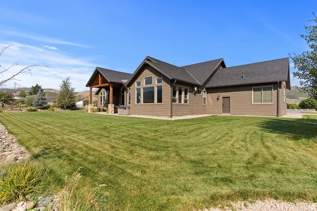 5073 N 3300 E, Liberty, UT 84310