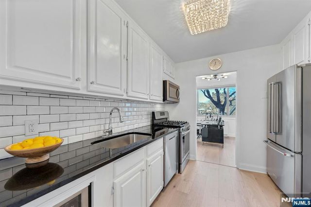 1600 Parker Avenue 1J, Fort Lee, NJ 07024