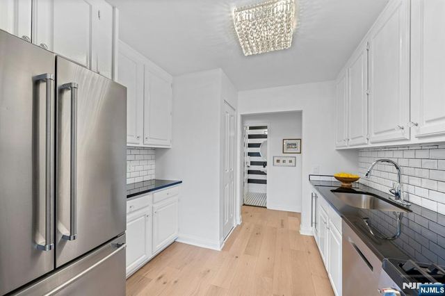 1600 Parker Avenue 1J, Fort Lee, NJ 07024