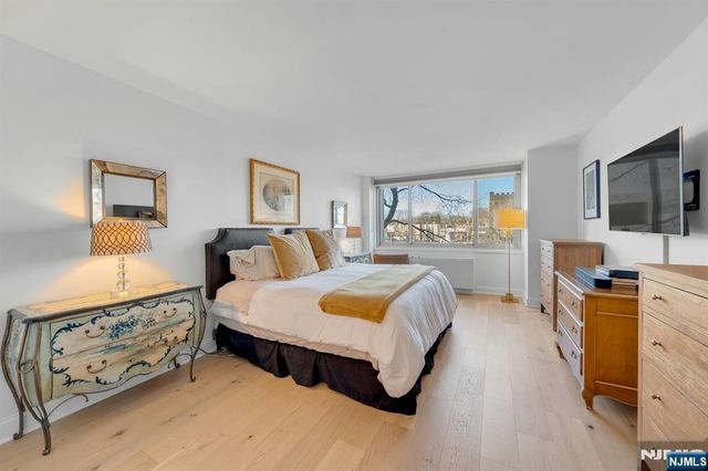 1600 Parker Avenue 1J, Fort Lee, NJ 07024