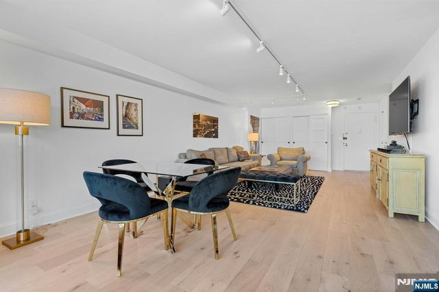 1600 Parker Avenue 1J, Fort Lee, NJ 07024