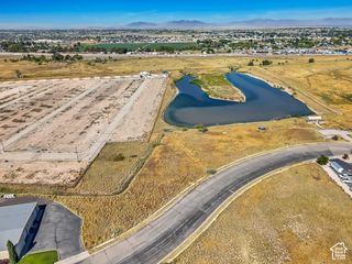 2747 N PARKLAND BLVD, Pleasant View, UT 84414