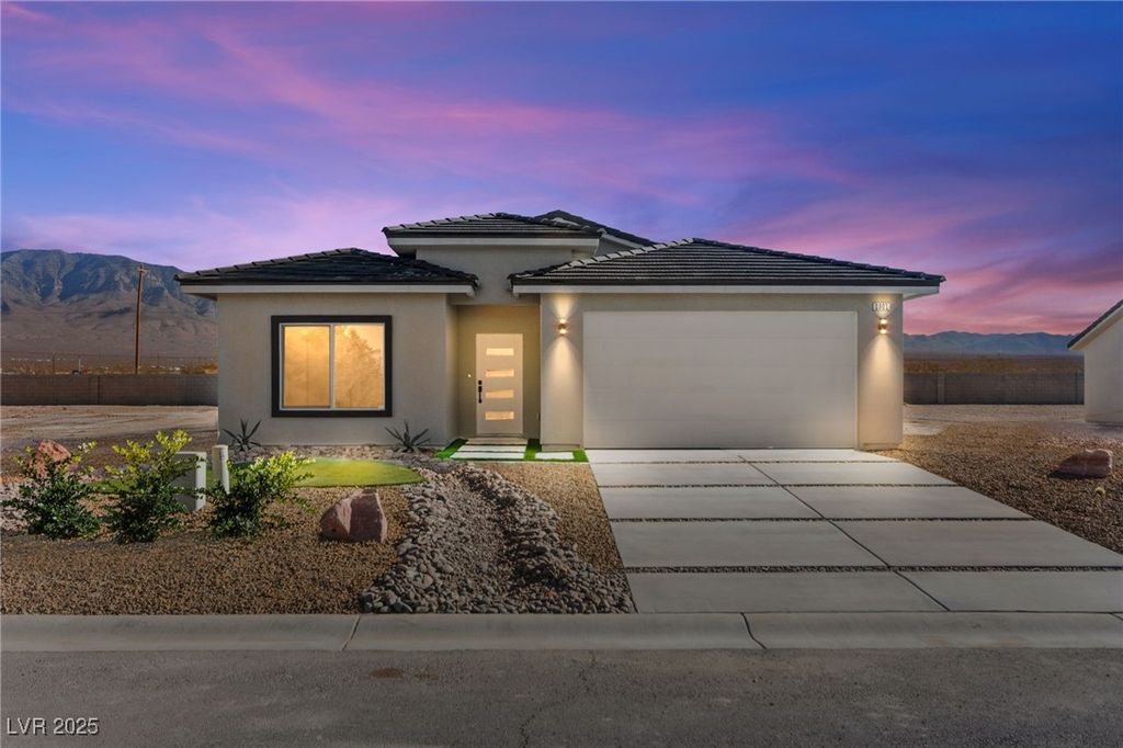 3901 North Mayfield Ranch Road, Pahrump, NV 89060