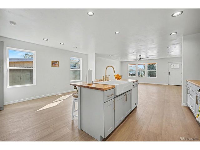 125 6th St, Dacono, CO 80514