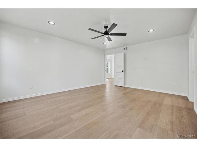 125 6th St, Dacono, CO 80514