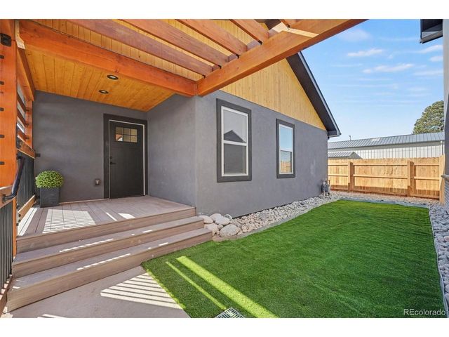 125 6th St, Dacono, CO 80514