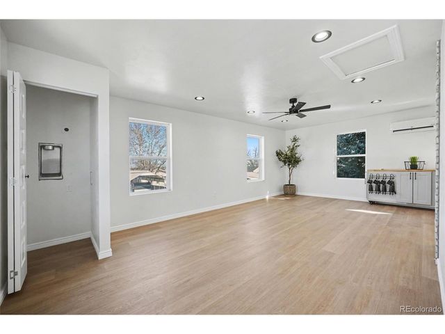 125 6th St, Dacono, CO 80514