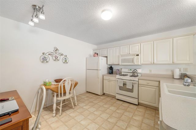 2351 PINE RIDGE STREET, The Villages, FL 32162