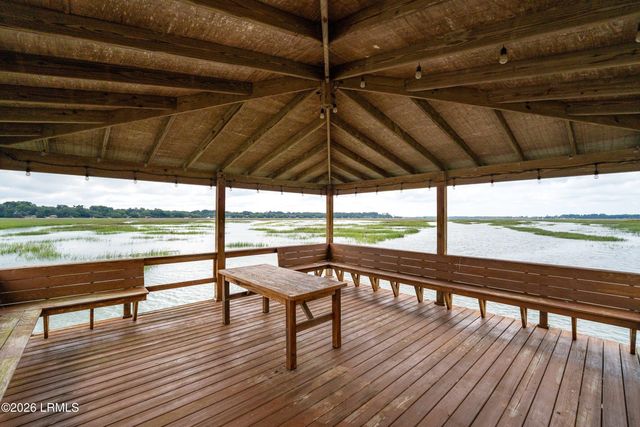 285 De La Gaye Point, Beaufort, SC 29902
