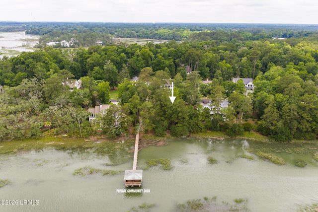 285 De La Gaye Point, Beaufort, SC 29902