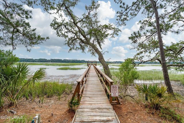 285 De La Gaye Point, Beaufort, SC 29902