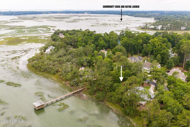 285 De La Gaye Point, Beaufort, SC 29902