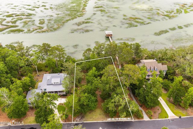 285 De La Gaye Point, Beaufort, SC 29902