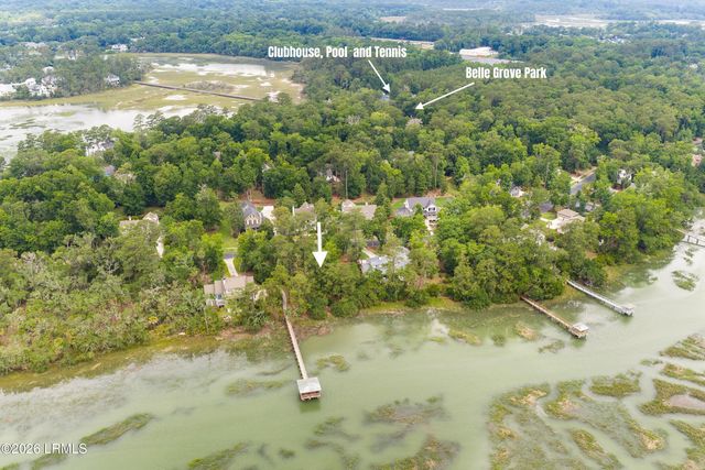 285 De La Gaye Point, Beaufort, SC 29902