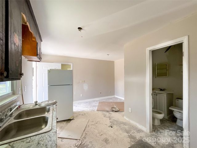 401 Orchard Street, Wadesboro, NC 28170