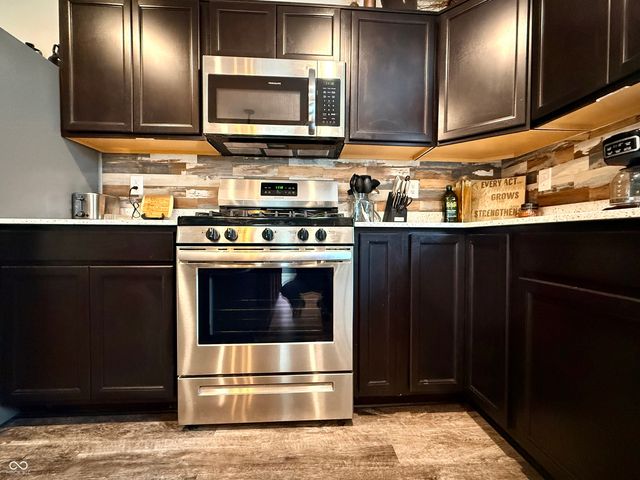 789 Jefferson Park Drive, Pittsboro, IN 46167