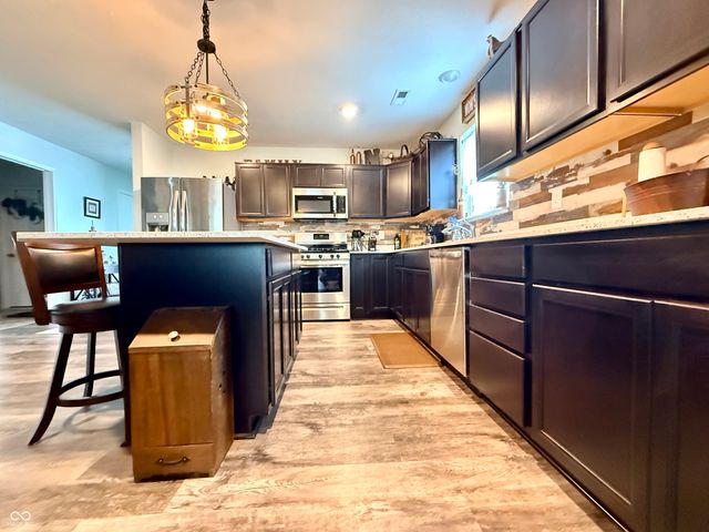 789 Jefferson Park Drive, Pittsboro, IN 46167