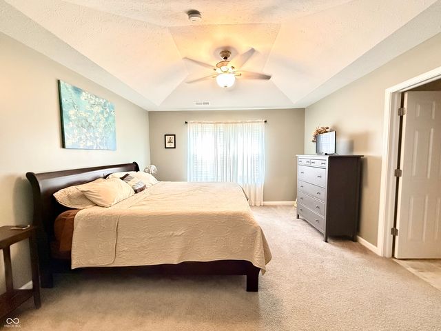 789 Jefferson Park Drive, Pittsboro, IN 46167