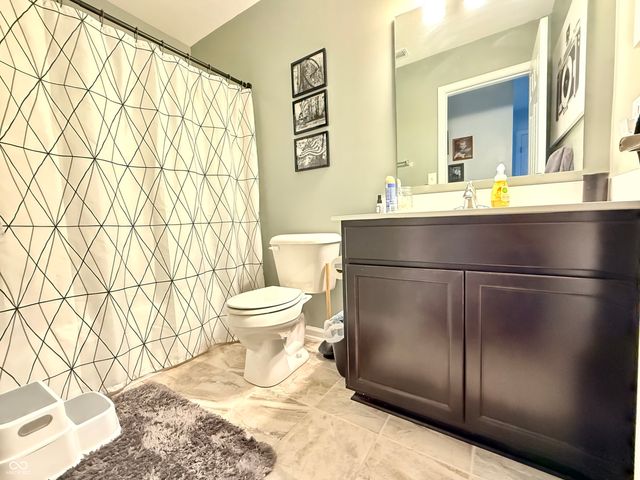 789 Jefferson Park Drive, Pittsboro, IN 46167