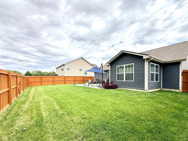 789 Jefferson Park Drive, Pittsboro, IN 46167
