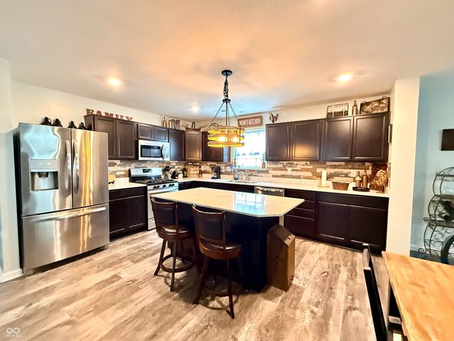 789 Jefferson Park Drive, Pittsboro, IN 46167