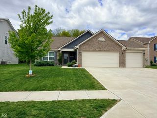 789 Jefferson Park Drive, Pittsboro, IN 46167