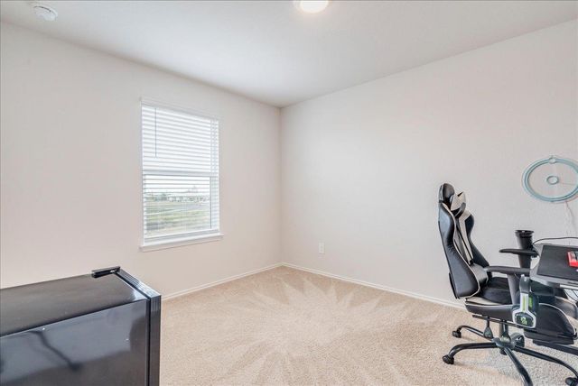 125 Frogmore LOOP, Uhland, TX 78640