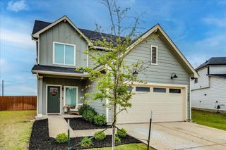 125 Frogmore LOOP, Uhland, TX 78640