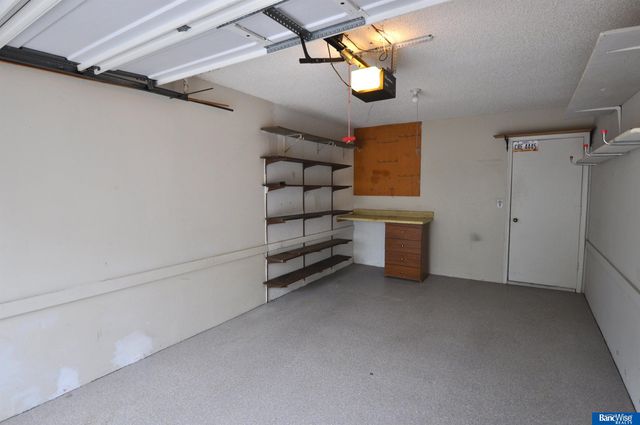 5400 Homestead Court, Lincoln, NE 68521