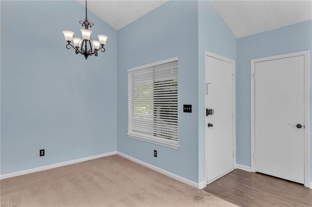 191 Nantucket PL, Newport News, VA 23606