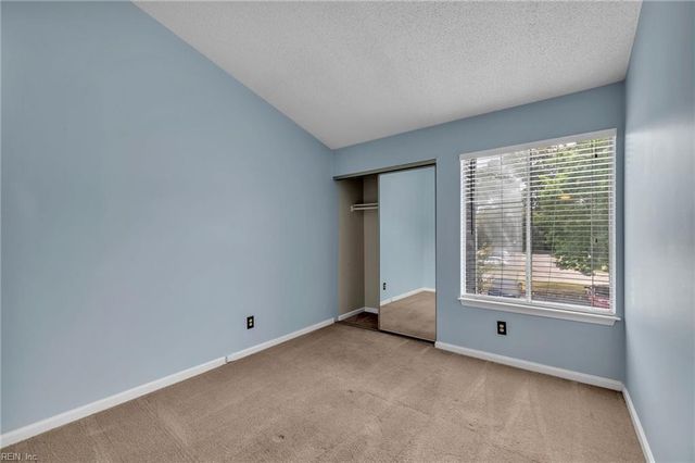 191 Nantucket PL, Newport News, VA 23606