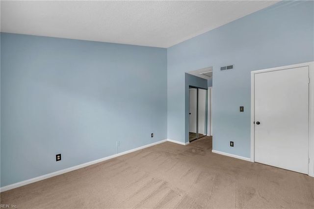 191 Nantucket PL, Newport News, VA 23606
